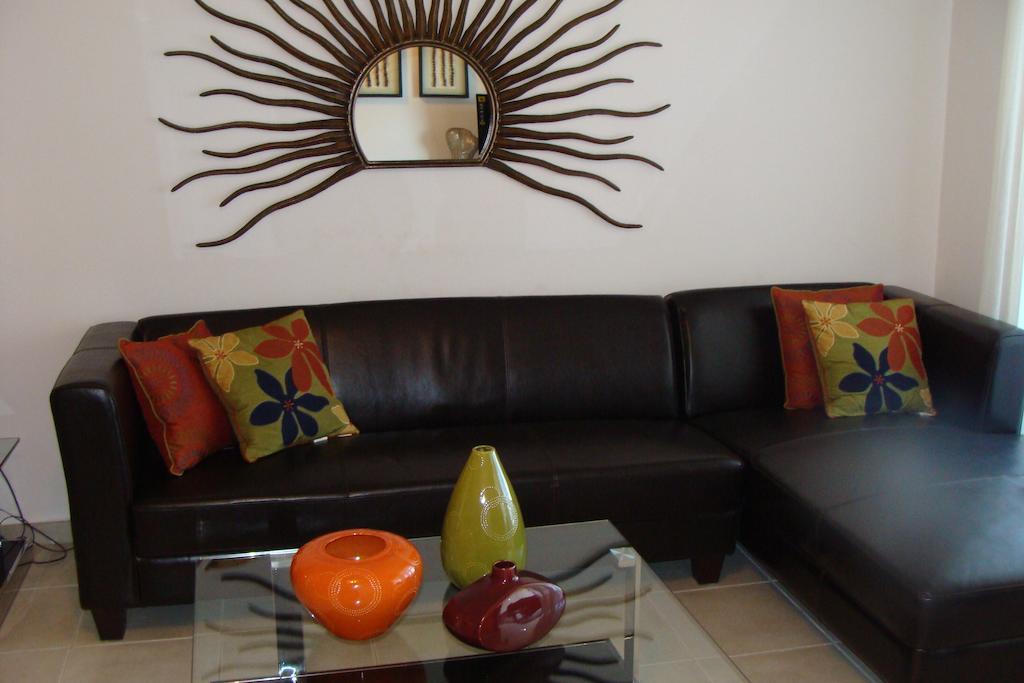 פרוטאראס Polyxenia Isaak Luxury Villas And Apartments מראה חיצוני תמונה