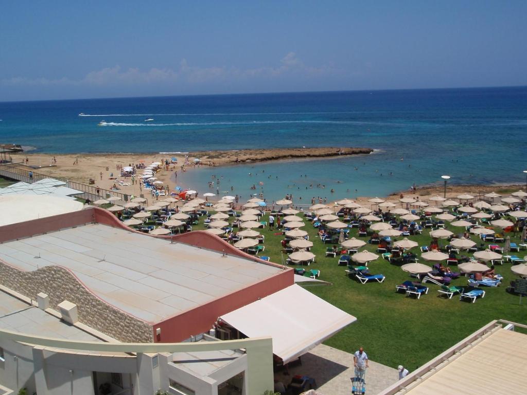 פרוטאראס Polyxenia Isaak Luxury Villas And Apartments מראה חיצוני תמונה