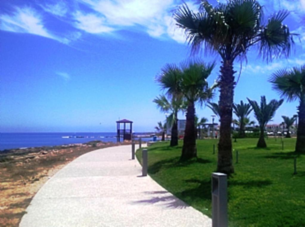 פרוטאראס Polyxenia Isaak Luxury Villas And Apartments מראה חיצוני תמונה